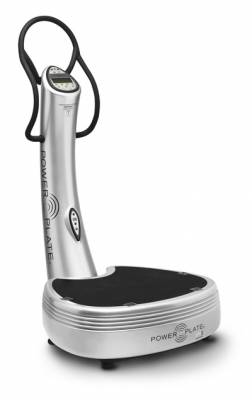 Виброплатформа Power Plate Pro5 Содержат множество настроек для большего разнообразия режимов
тренировки по улучшению физической формы.Тренажёры серии Pro5 позволяют достичь любых индивидуальных целей тренировки, предлагая пошагово изменять уровни нагрузки.Максимальный вес пользователя: 180 кг.